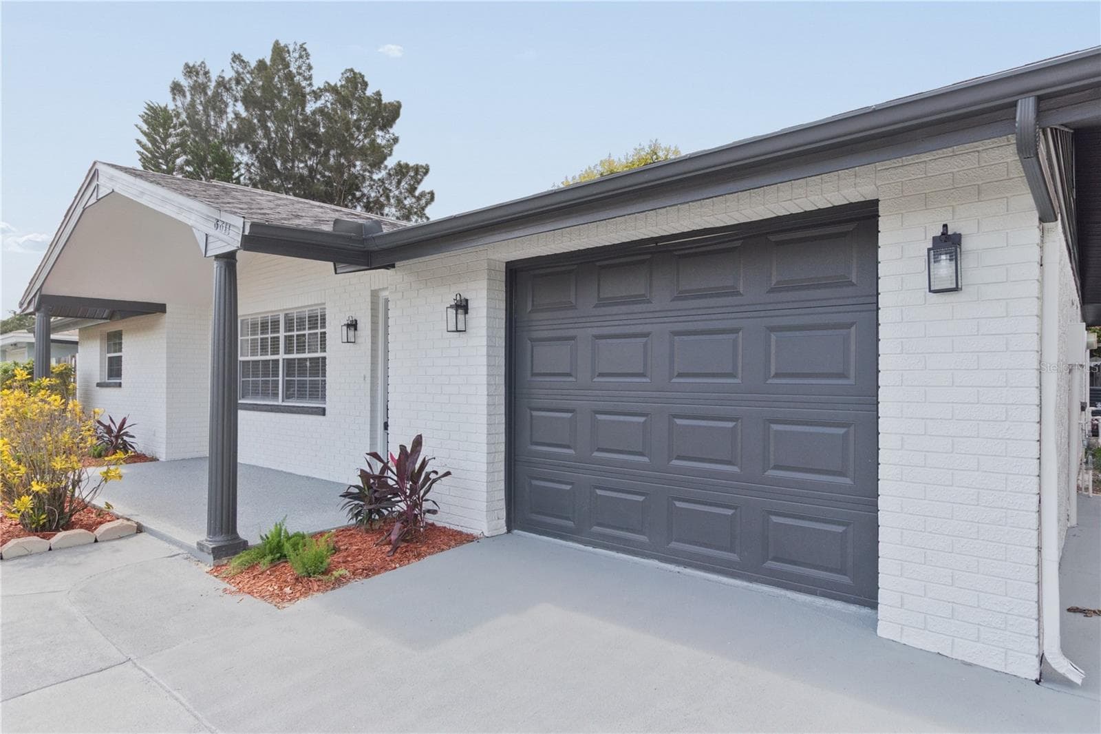 Single Family Residence at 8811 LIDO LN, PORT RICHEY, photo 7 of 31