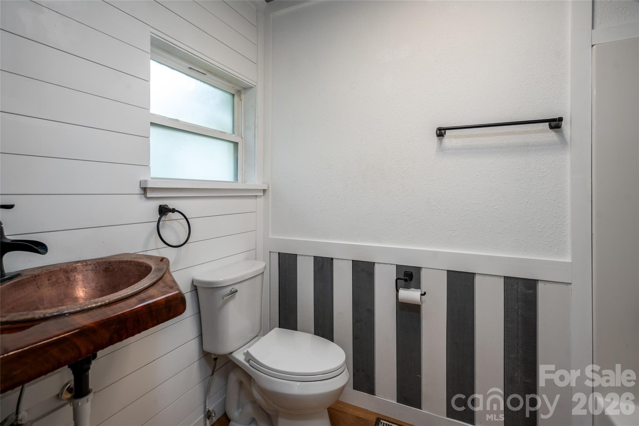 Primary full bath - 89 Sayles Town Road, Fairview
