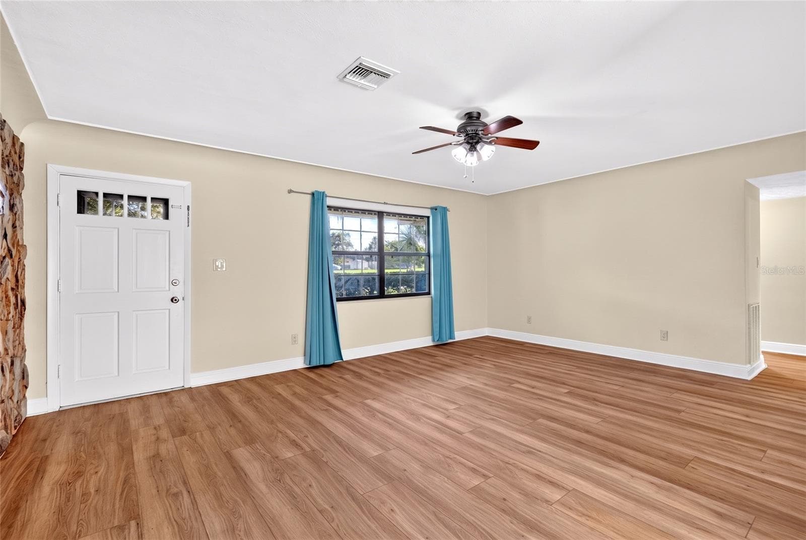 Single Family Residence at 5201 E JASMINE LN, INVERNESS, photo 7 of 28
