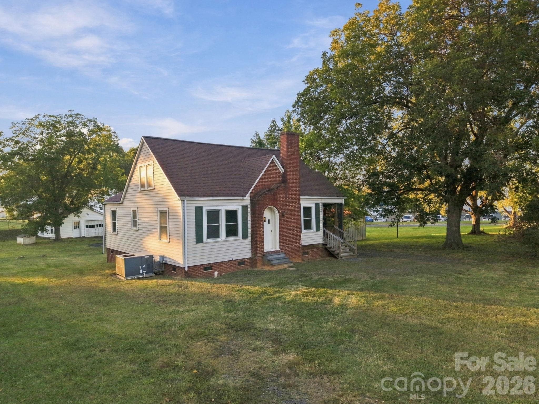 Single Family Residence at 506 Aquadale Road, Albemarle, photo 2 of 47