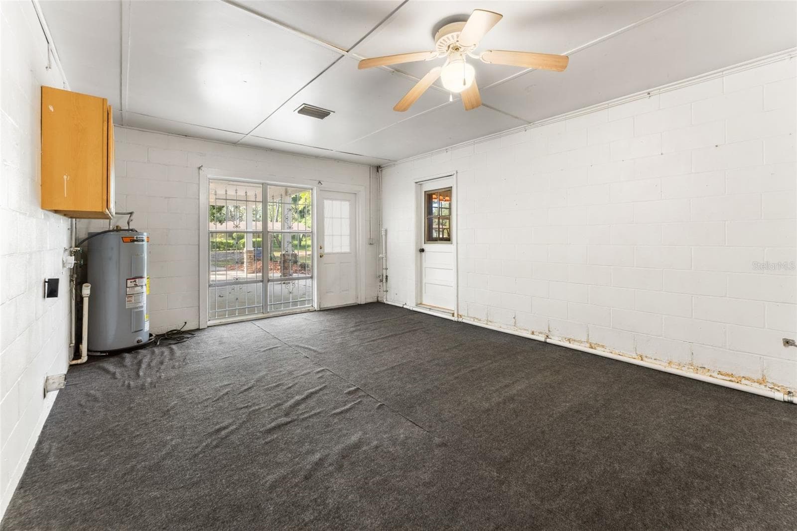 Flex room - 3805 NW 50TH ST, GAINESVILLE