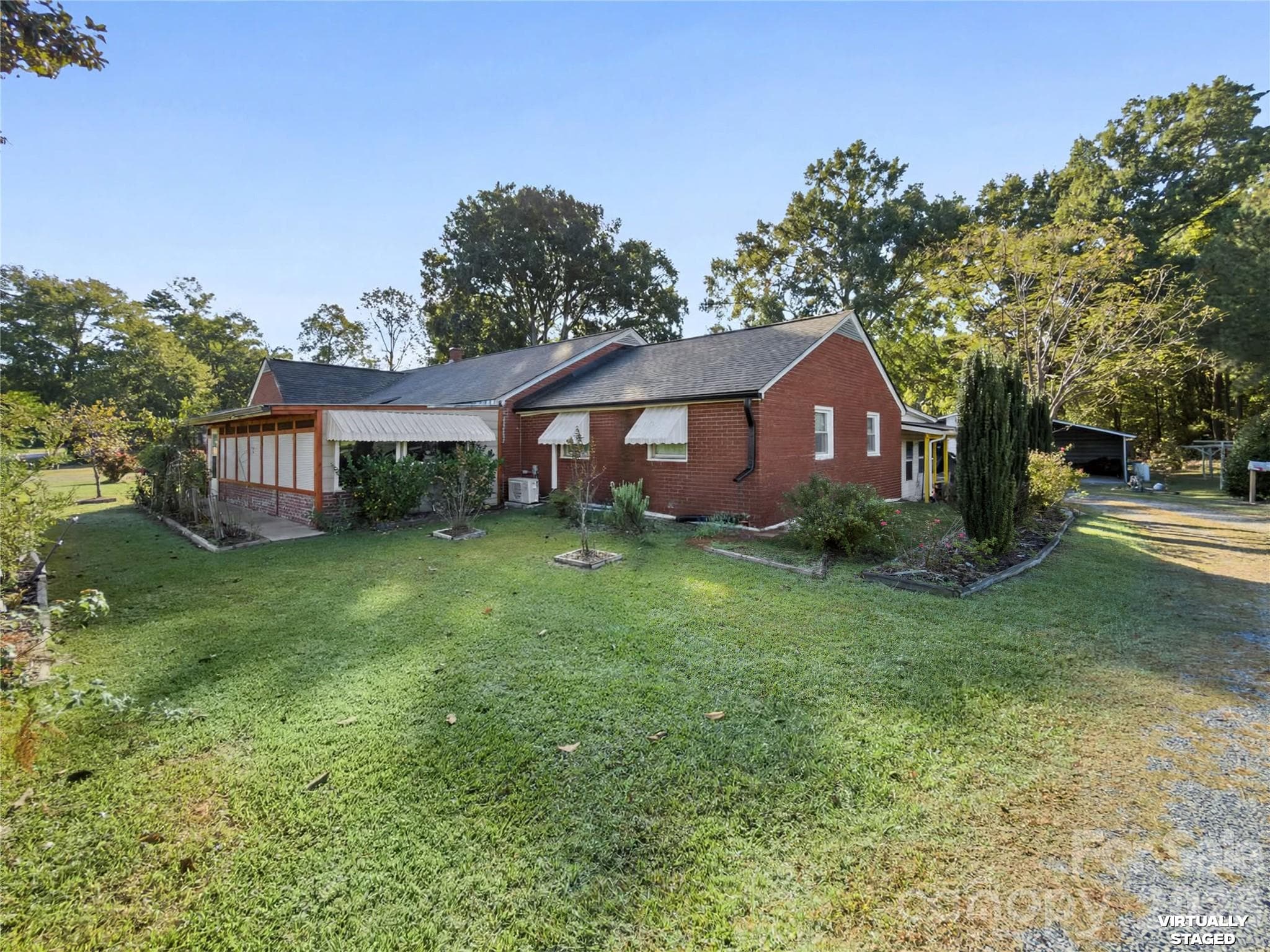 Front of Home - 2340 E NC 24/27 Road, Biscoe