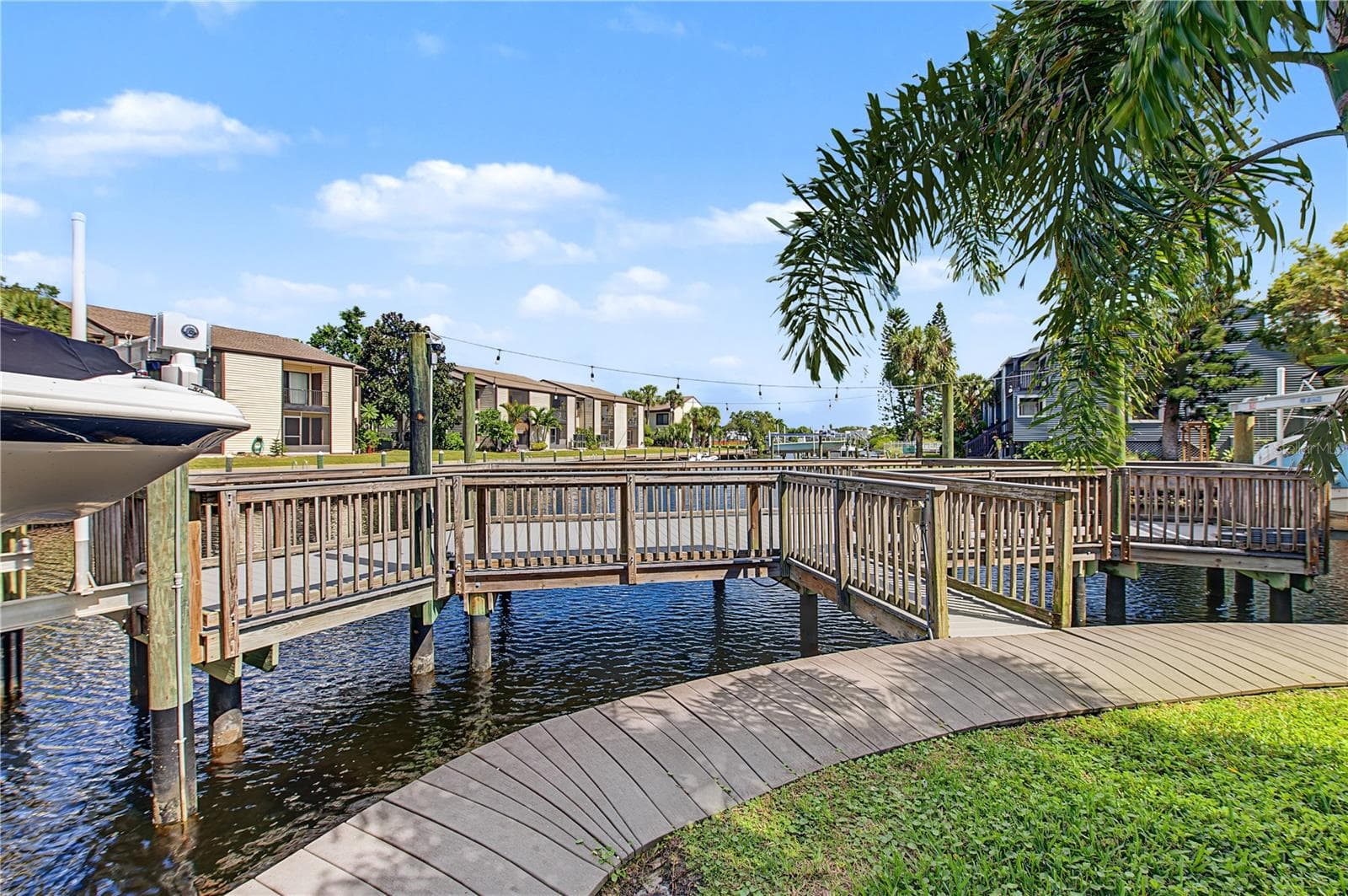 Townhouse at 849 CALLISTA CAY LOOP, TARPON SPRINGS, photo 44 of 75