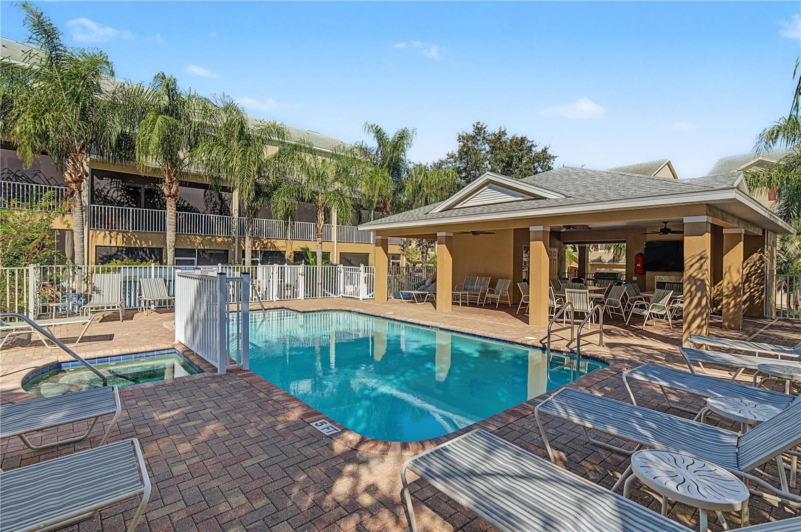 Townhouse at 849 CALLISTA CAY LOOP, TARPON SPRINGS, photo 53 of 75