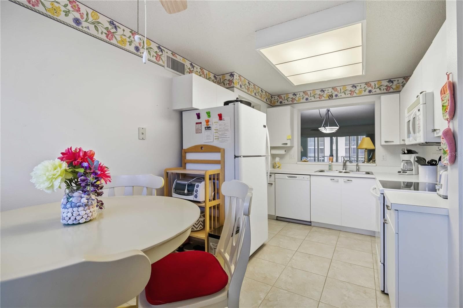 Condominium at 3950 IRONWOOD CIR #205, BRADENTON, photo 13 of 37