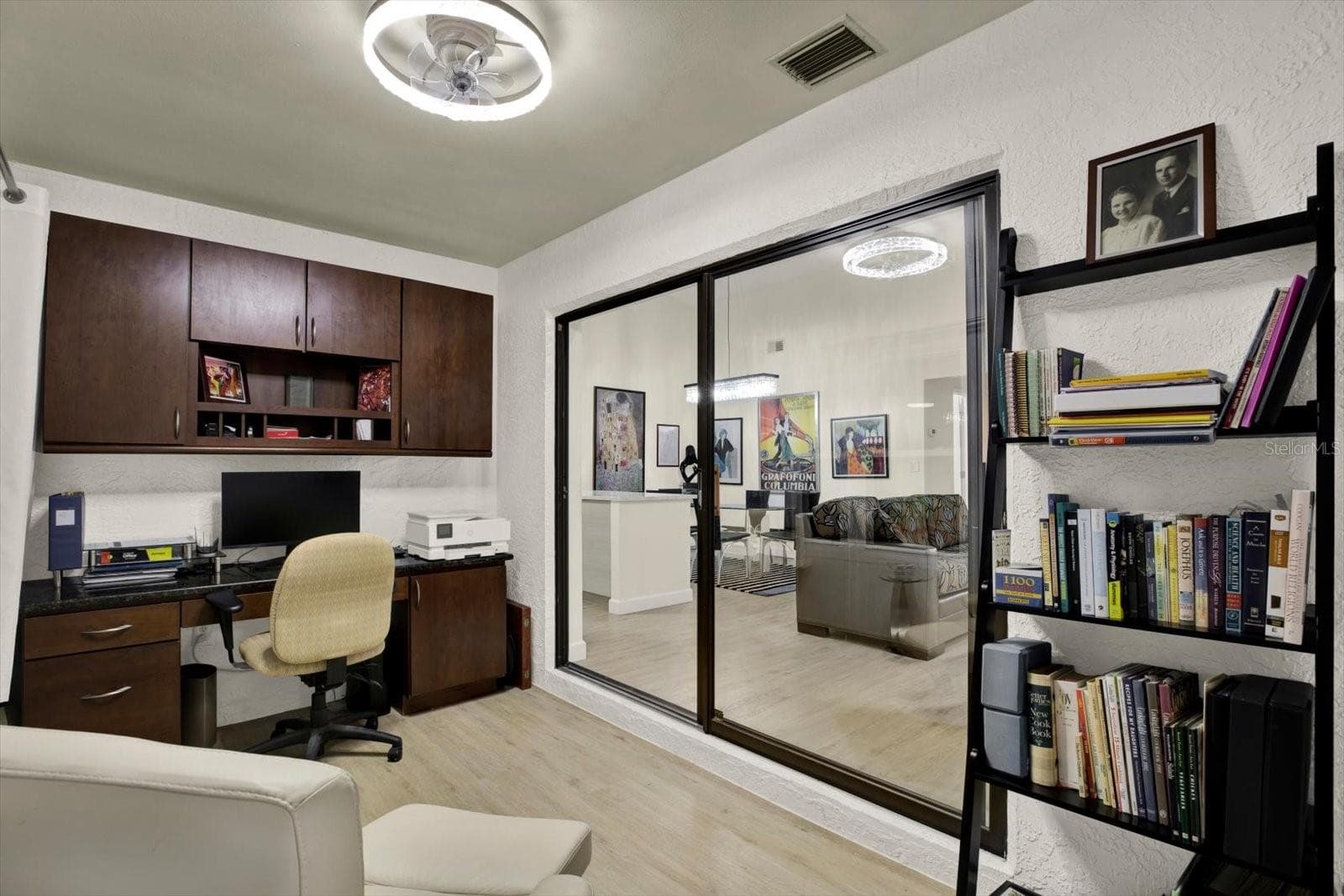 Office Space with Custom made desk and cabinet - 3433 HILLMOOR DR, PALM HARBOR