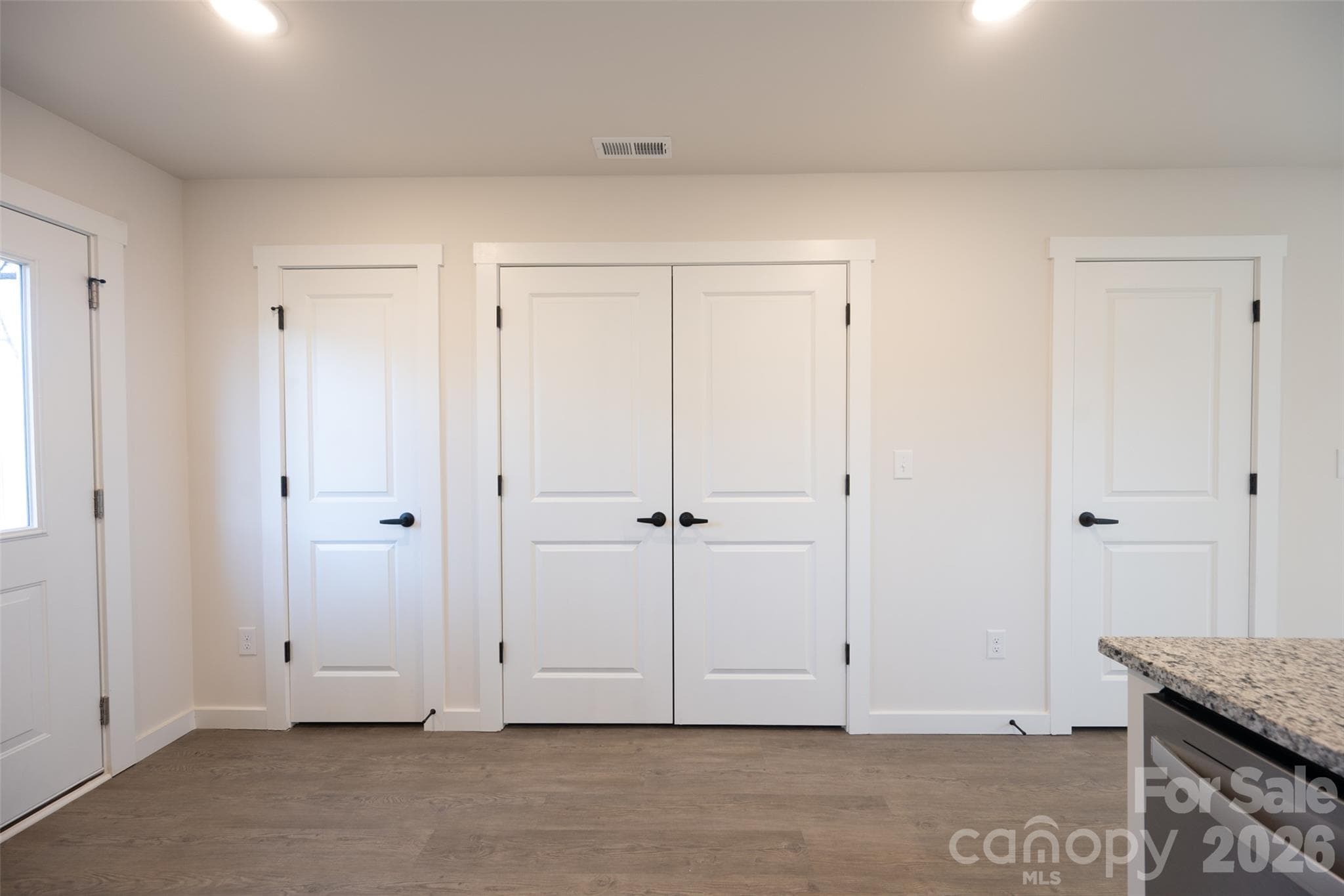 Duplex at 415-417 4th Street SW, Hickory, photo 6 of 14