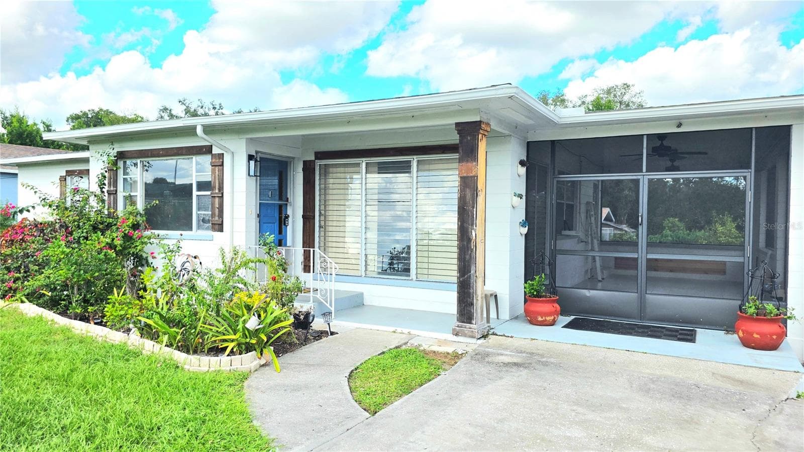 Single Family Residence at 213 W CRAWFORD ST, LAKELAND, photo 12 of 87