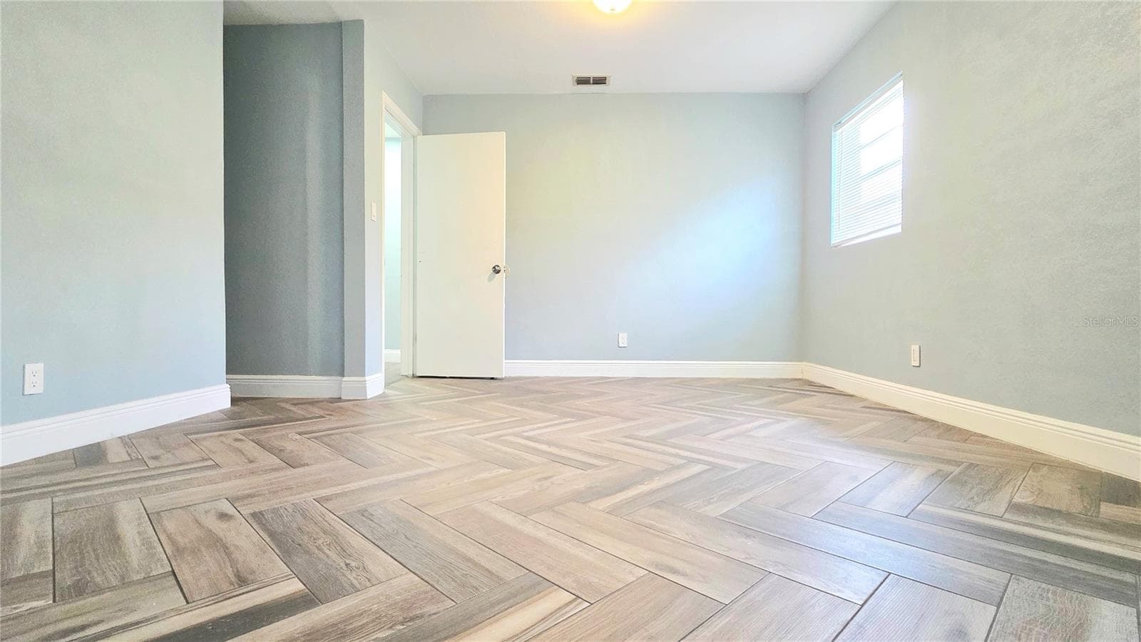 Single Family Residence at 213 W CRAWFORD ST, LAKELAND, photo 51 of 87
