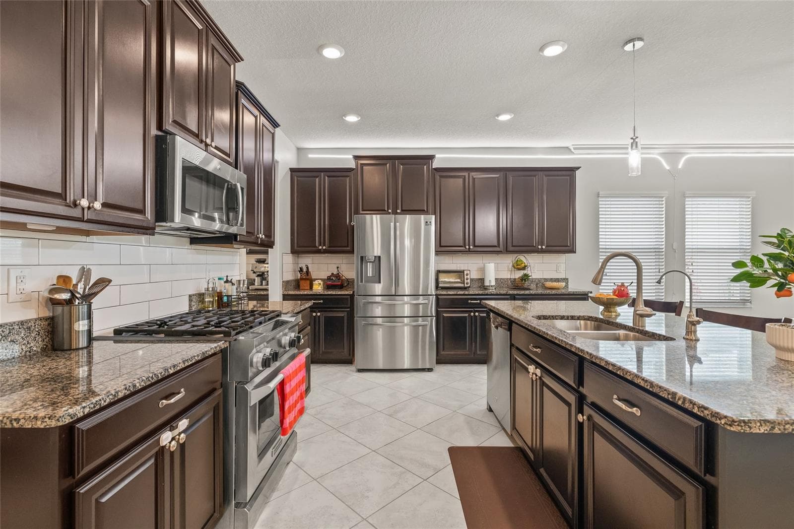 Single Family Residence at 3212 CALVANO DR, LAND O LAKES, photo 6 of 58