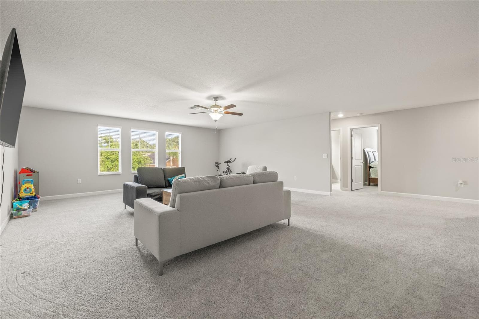 Single Family Residence at 3212 CALVANO DR, LAND O LAKES, photo 33 of 58