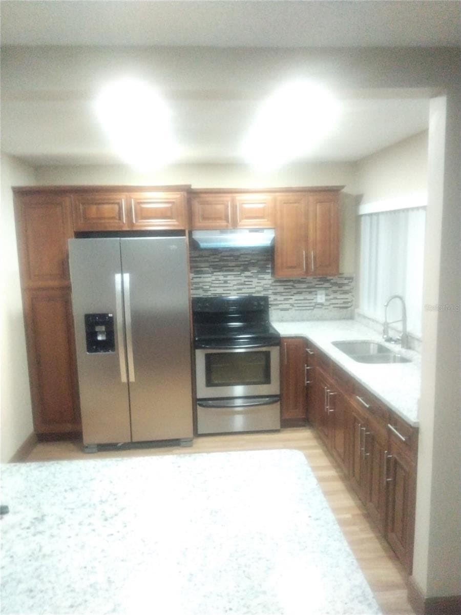 Condominium at 11721 RAINTREE DR, TAMPA, photo 5 of 14