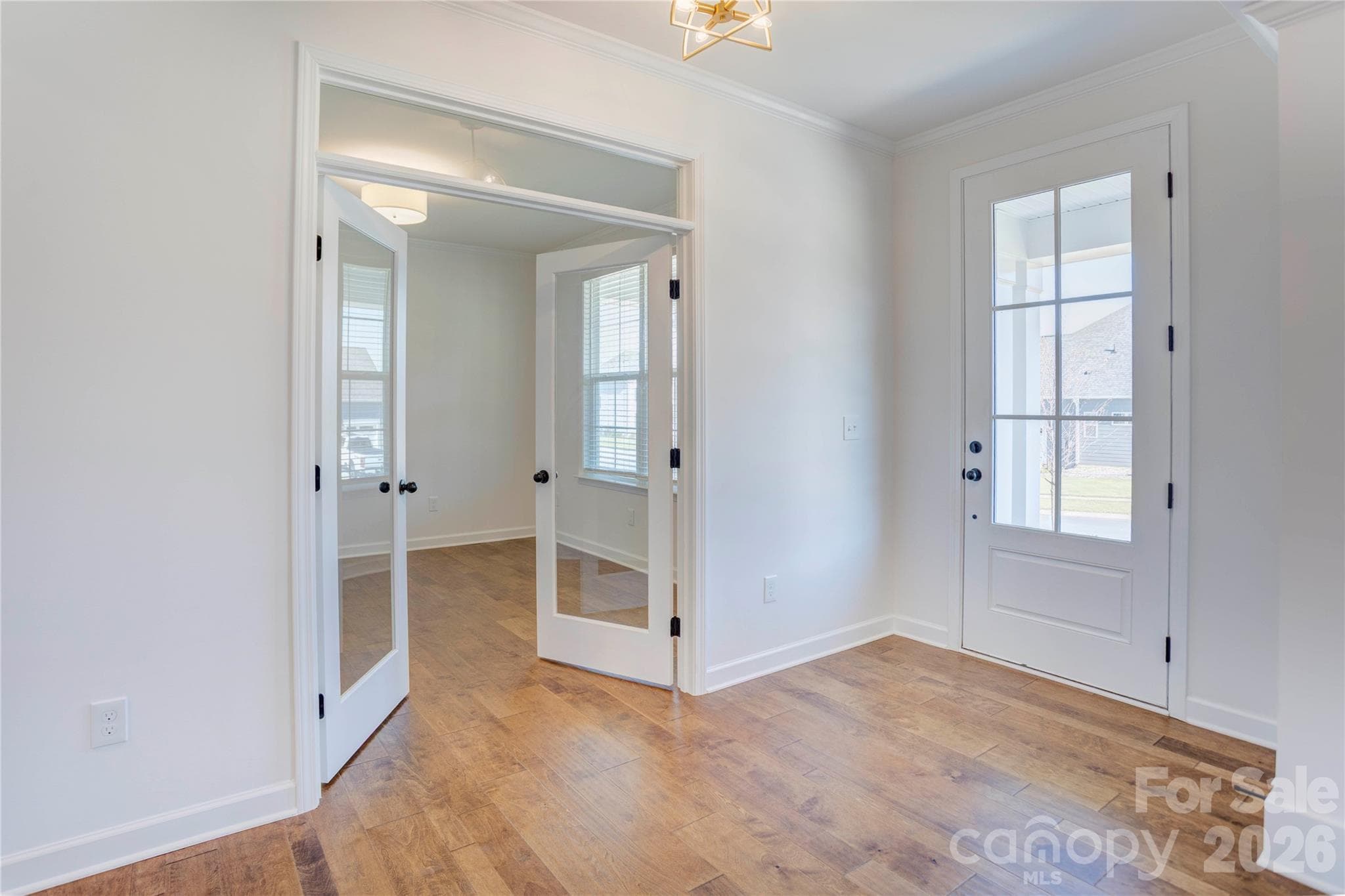 Single Family Residence at 2558 Red Hill Street, Concord, photo 3 of 37