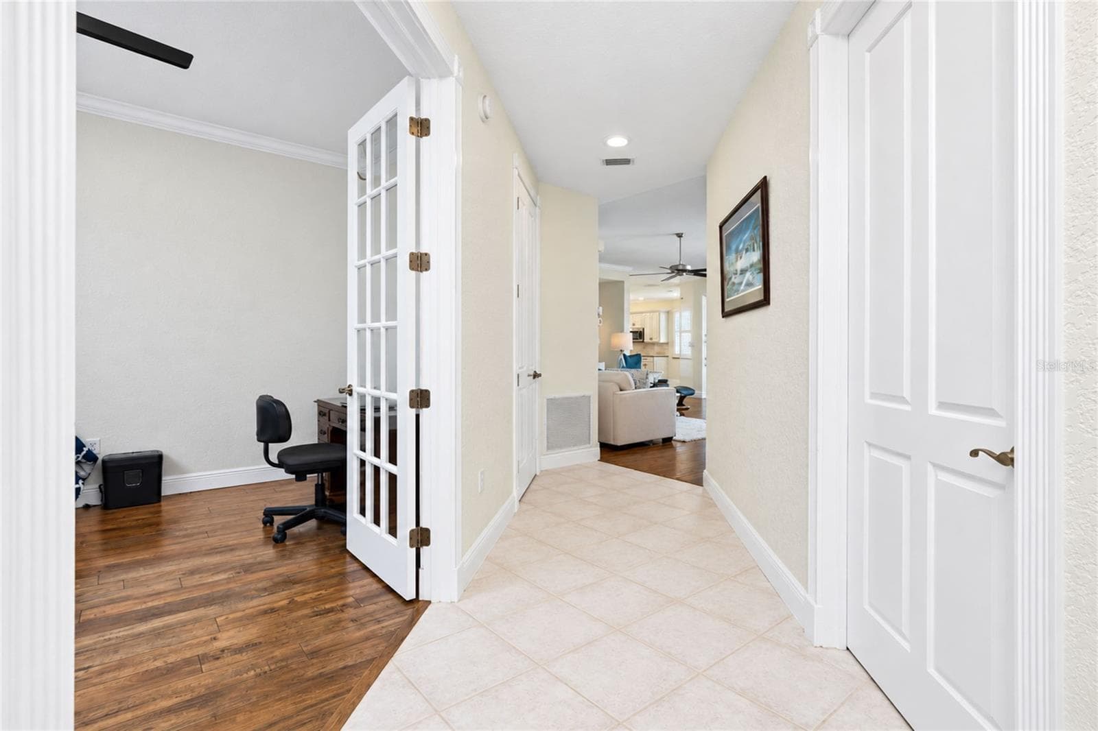 Condominium at 197 TARPON COVE BLVD #611, PUNTA GORDA, photo 7 of 75