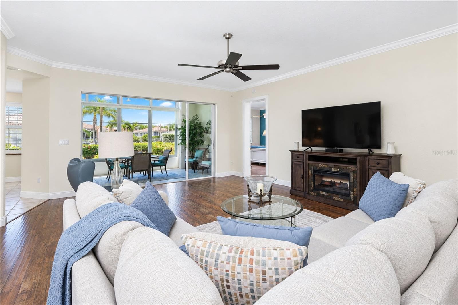 Condominium at 197 TARPON COVE BLVD #611, PUNTA GORDA, photo 17 of 75