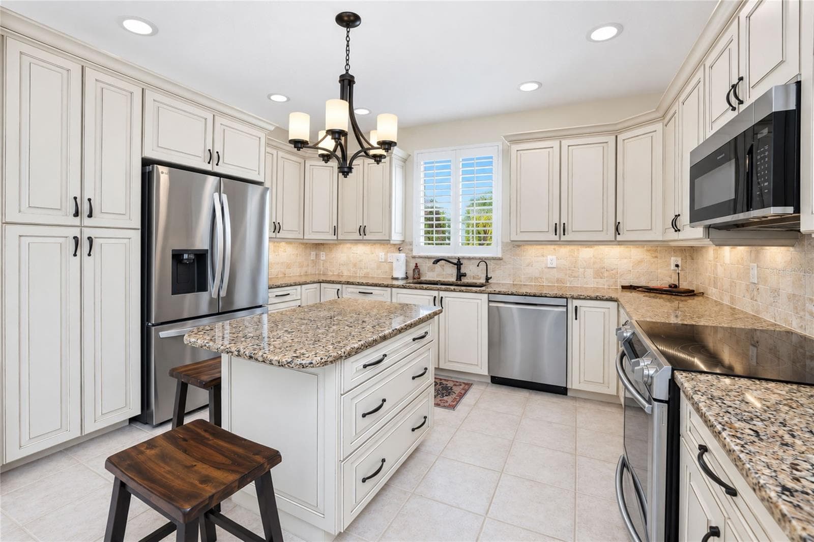 Condominium at 197 TARPON COVE BLVD #611, PUNTA GORDA, photo 28 of 75