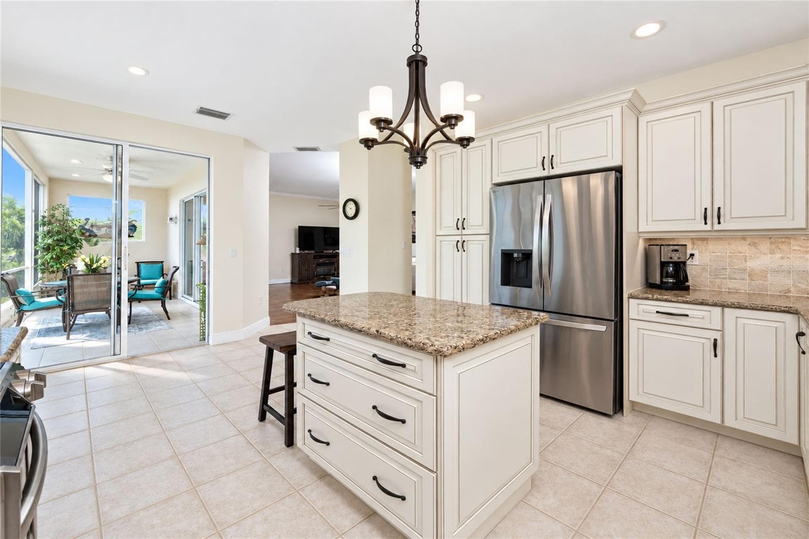 Condominium at 197 TARPON COVE BLVD #611, PUNTA GORDA, photo 32 of 75