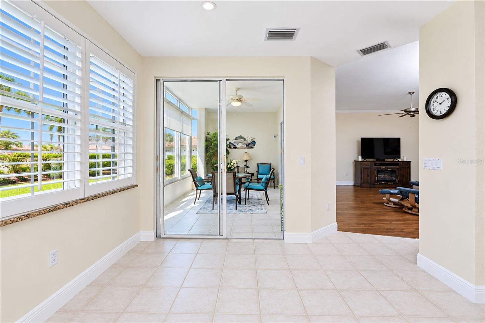 Condominium at 197 TARPON COVE BLVD #611, PUNTA GORDA, photo 33 of 75