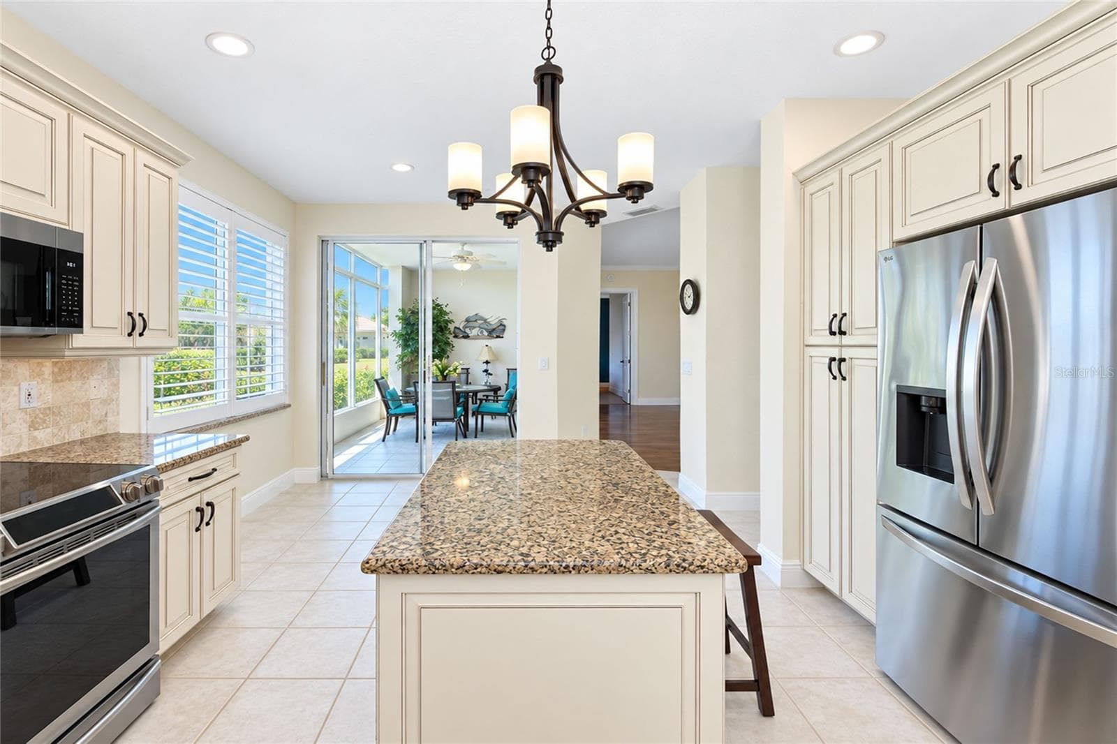 Condominium at 197 TARPON COVE BLVD #611, PUNTA GORDA, photo 35 of 75