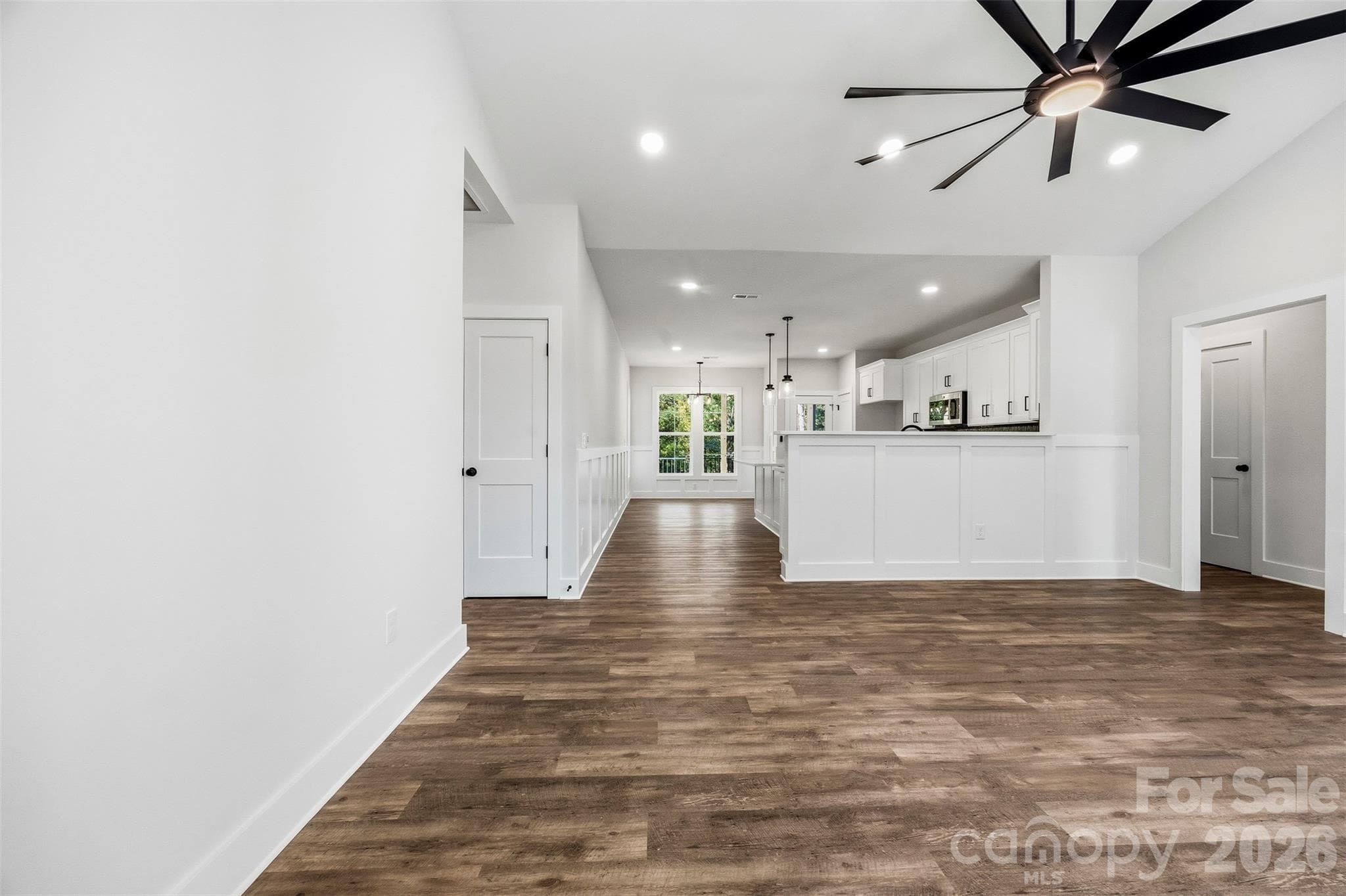 Family Room - 2975 Old Airport Road, Concord