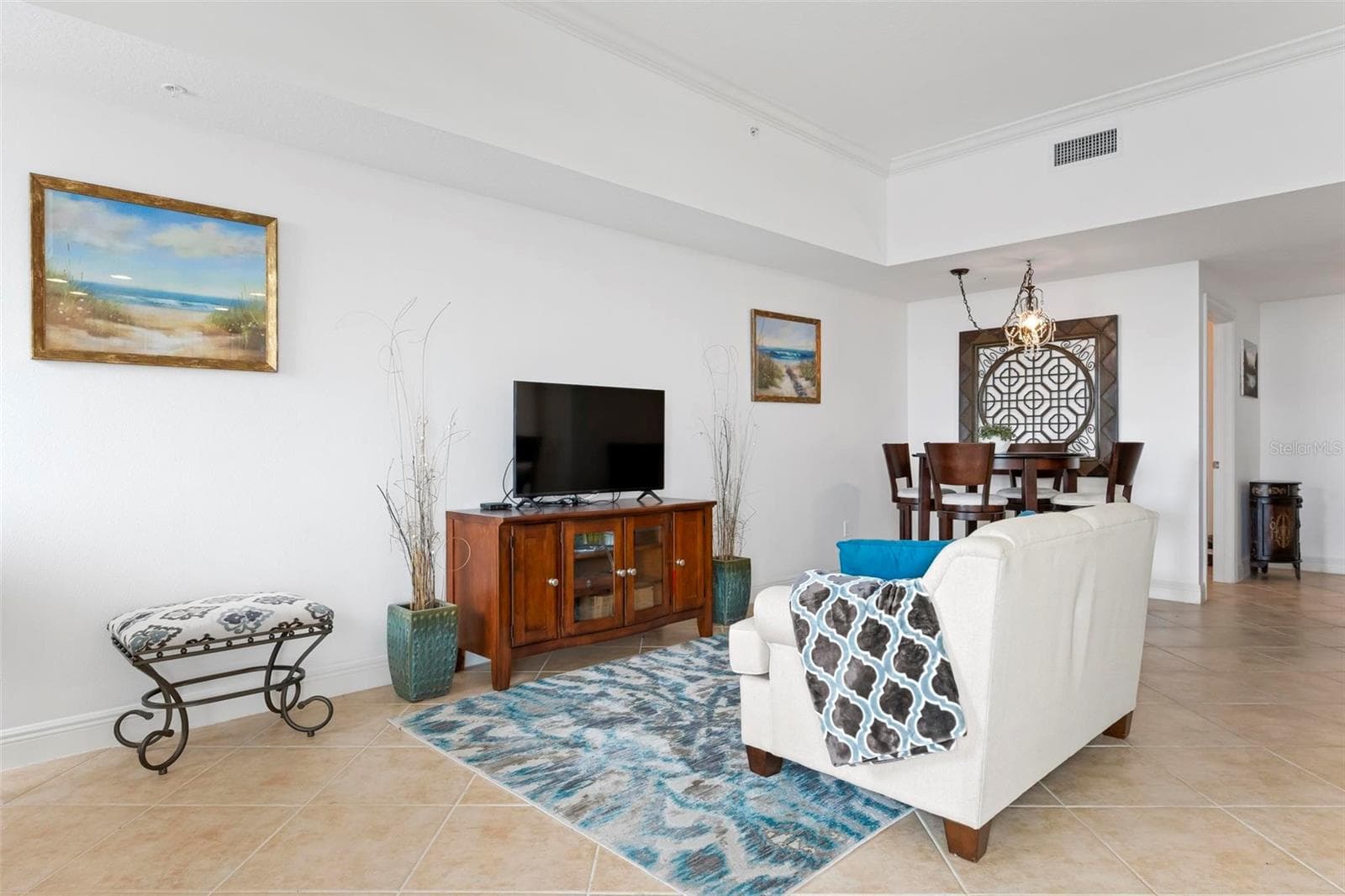 Condominium at 800 N TAMIAMI TRL #1504, SARASOTA, photo 6 of 38