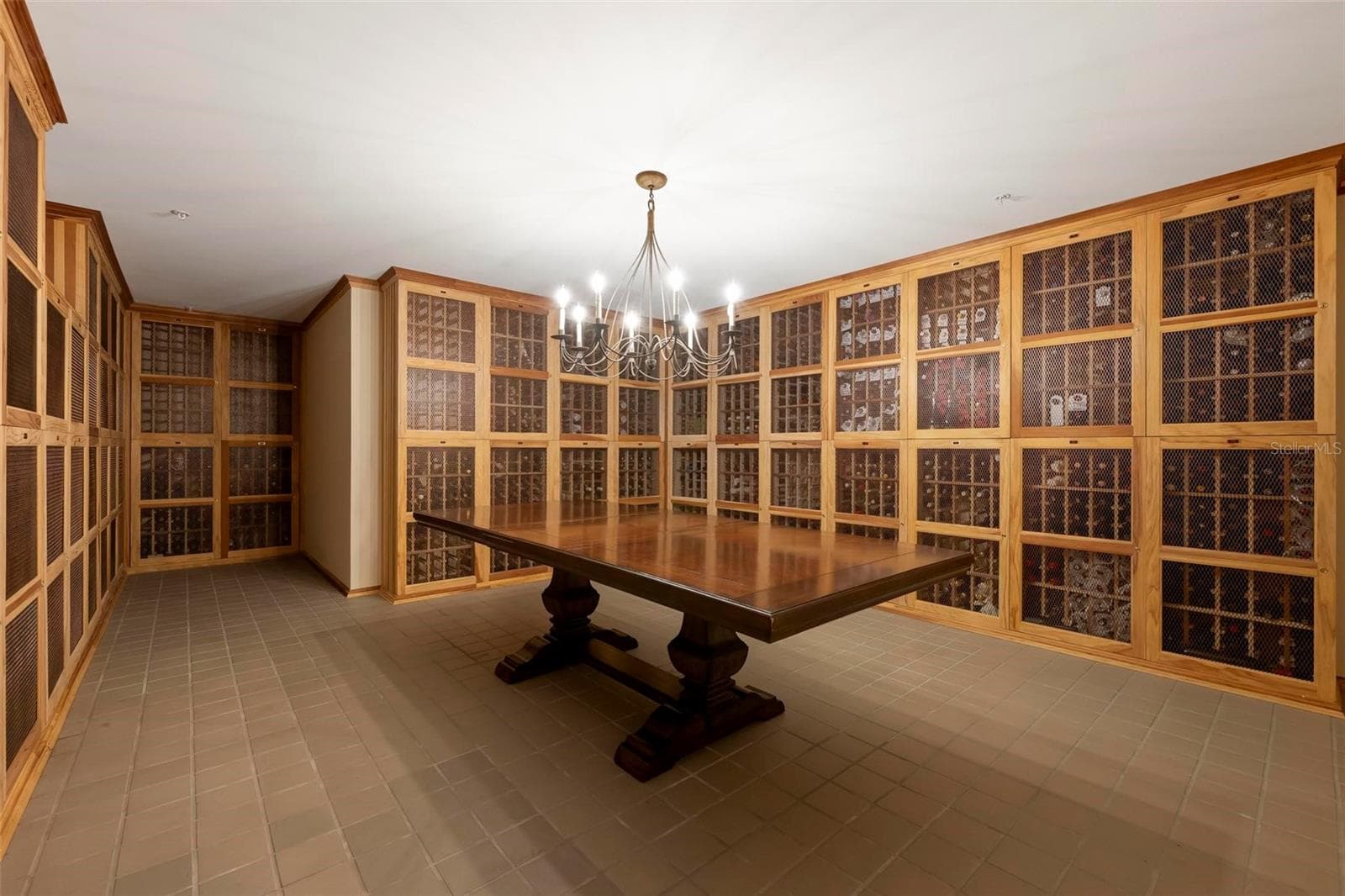 Wine room - 800 N TAMIAMI TRL #1504, SARASOTA