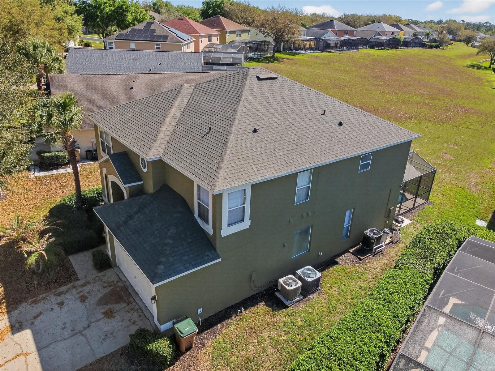 Single Family Residence at 2605 EMERALD ISLAND BLVD, KISSIMMEE, photo 7 of 56