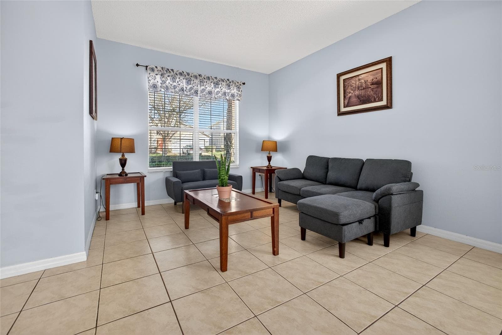 Single Family Residence at 2605 EMERALD ISLAND BLVD, KISSIMMEE, photo 12 of 56