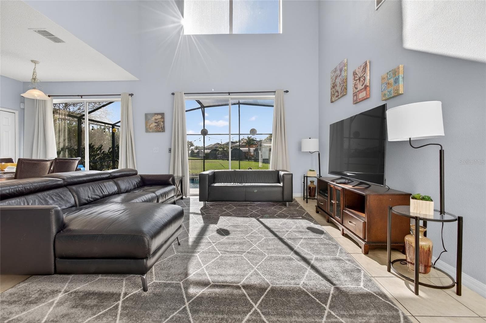 Single Family Residence at 2605 EMERALD ISLAND BLVD, KISSIMMEE, photo 16 of 56