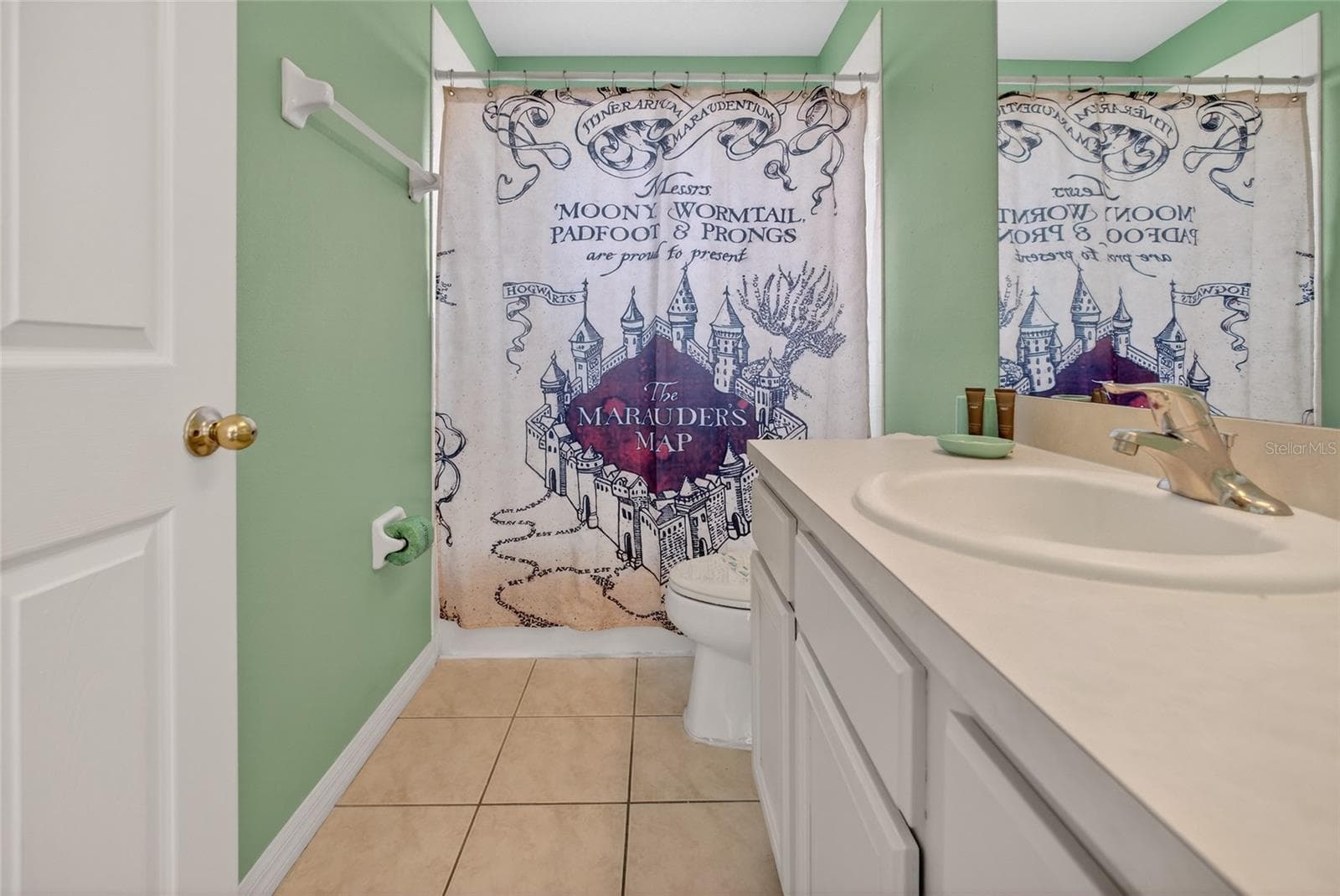 Single Family Residence at 2605 EMERALD ISLAND BLVD, KISSIMMEE, photo 52 of 56