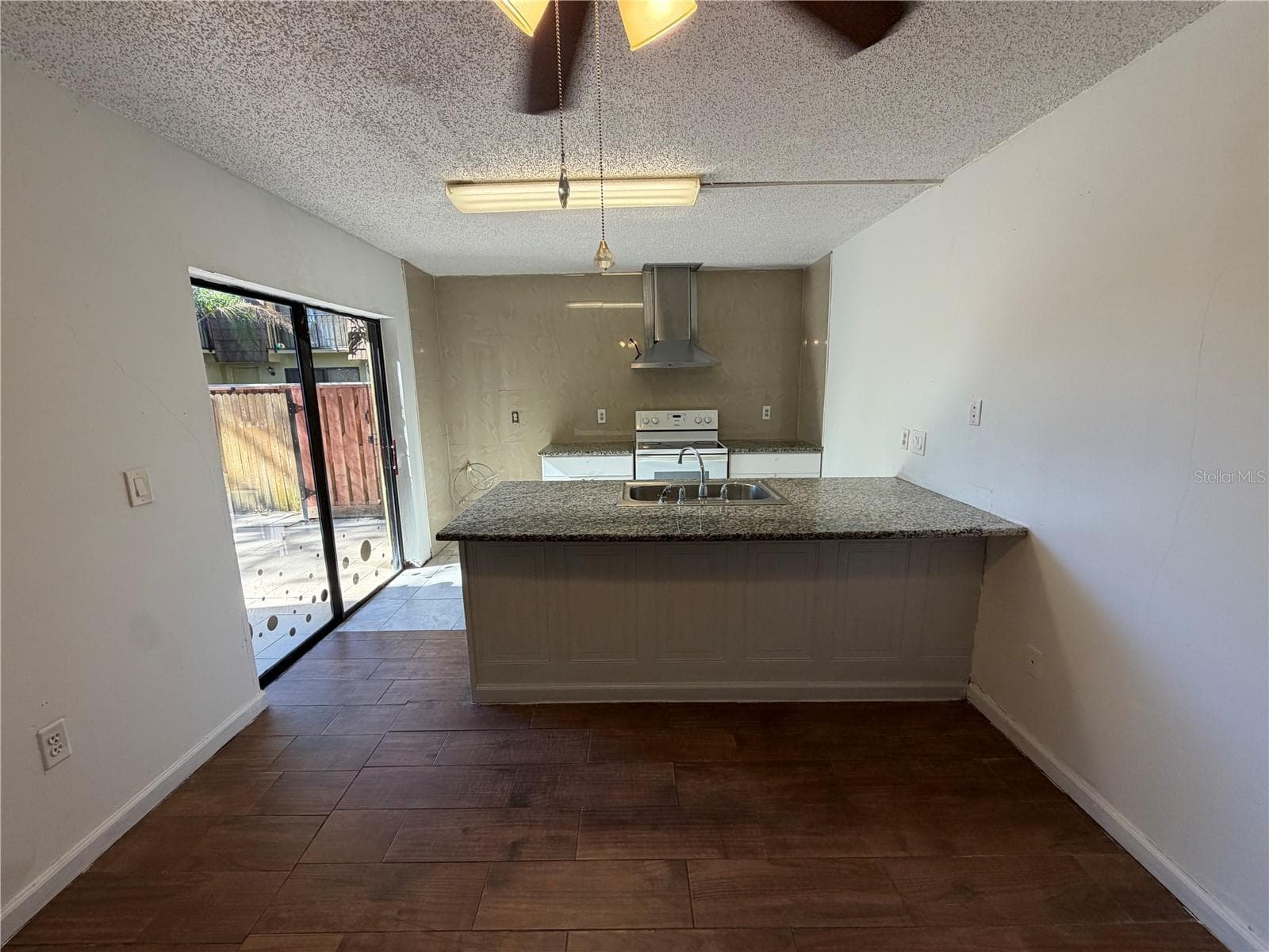 Condominium at 5256 MIDDLE CT #104, ORLANDO, photo 9 of 25