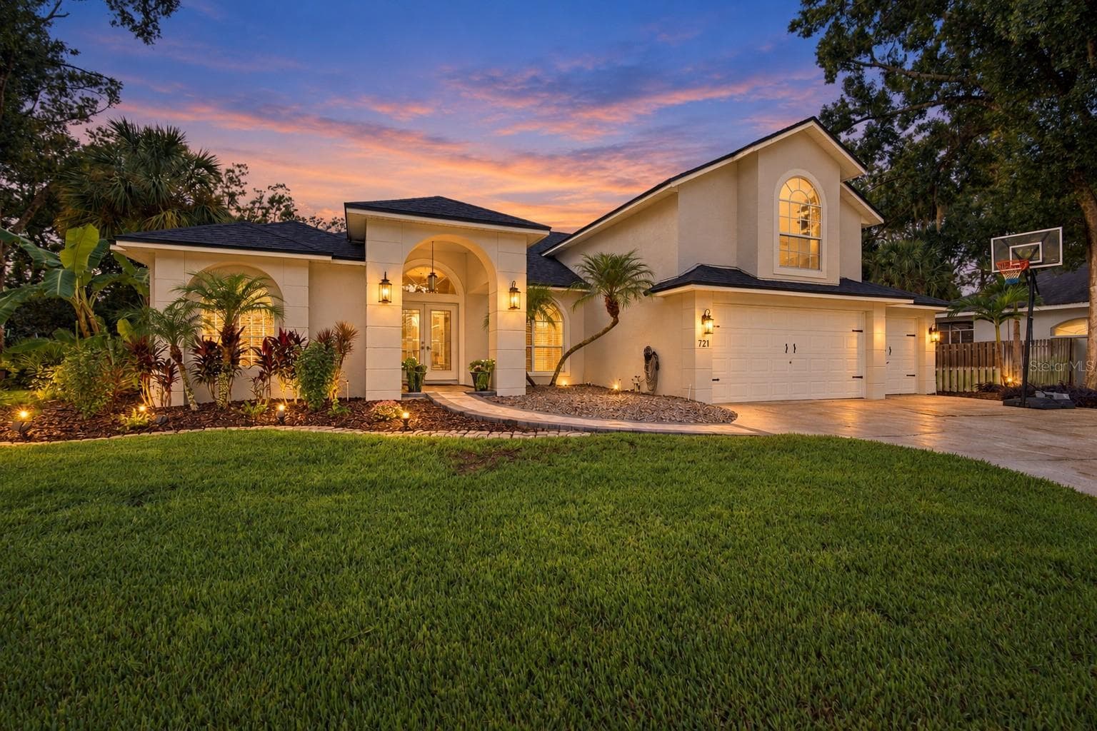 Single Family Residence at 721 FAYETTE PL, LUTZ, photo 2 of 63