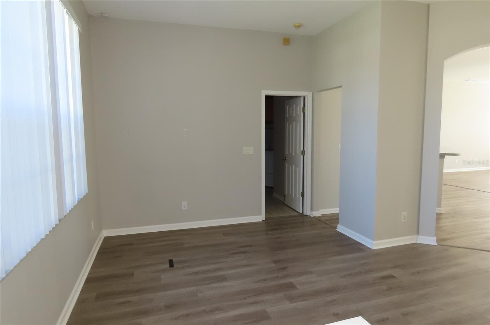 Single Family Residence at 1801 MAPLELEAF BLVD, OLDSMAR, photo 3 of 67