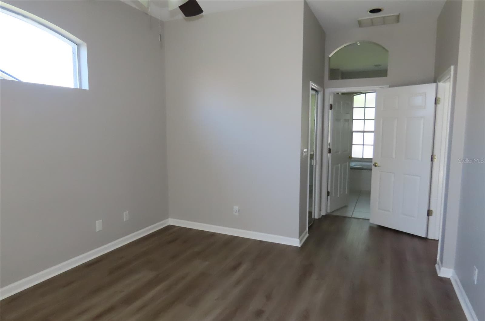 Single Family Residence at 1801 MAPLELEAF BLVD, OLDSMAR, photo 7 of 67