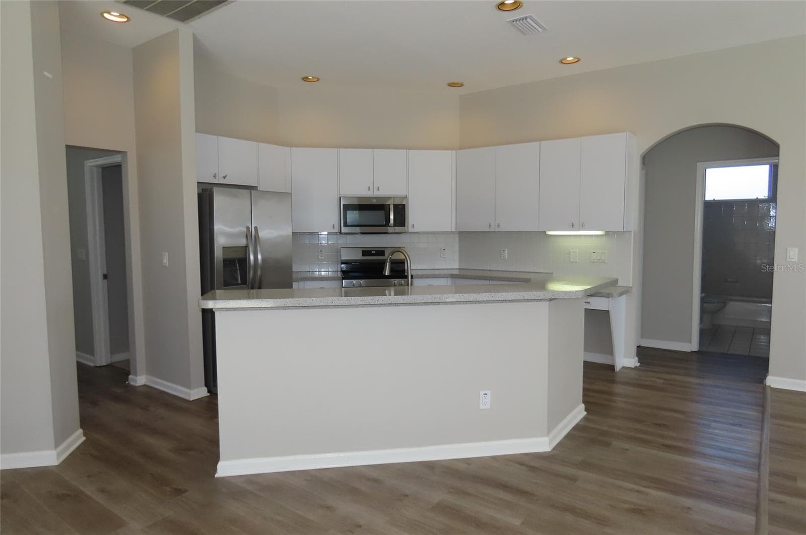 Single Family Residence at 1801 MAPLELEAF BLVD, OLDSMAR, photo 15 of 67
