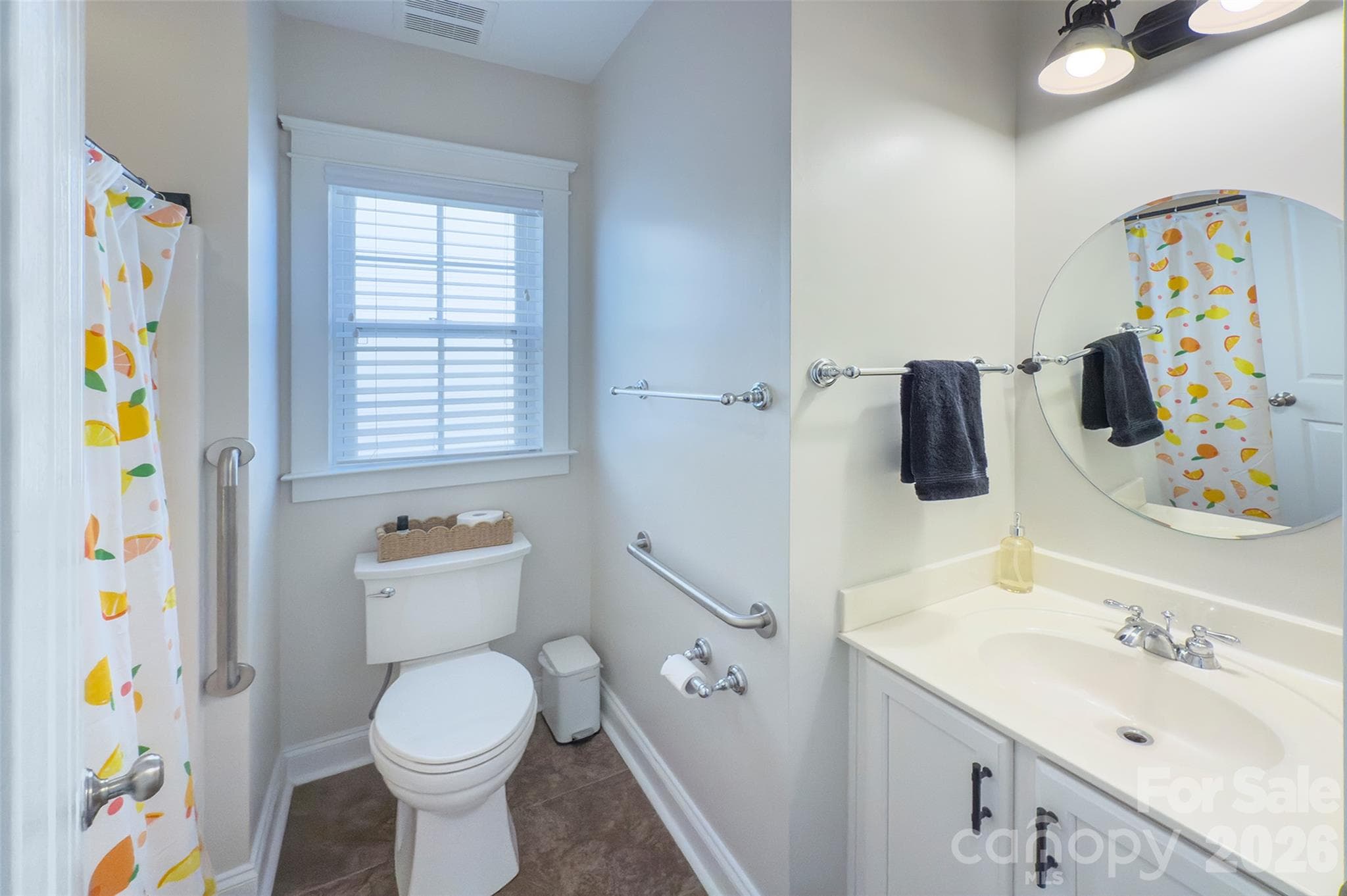 Single Family Residence at 16619 Spruell Street, Huntersville, photo 14 of 38