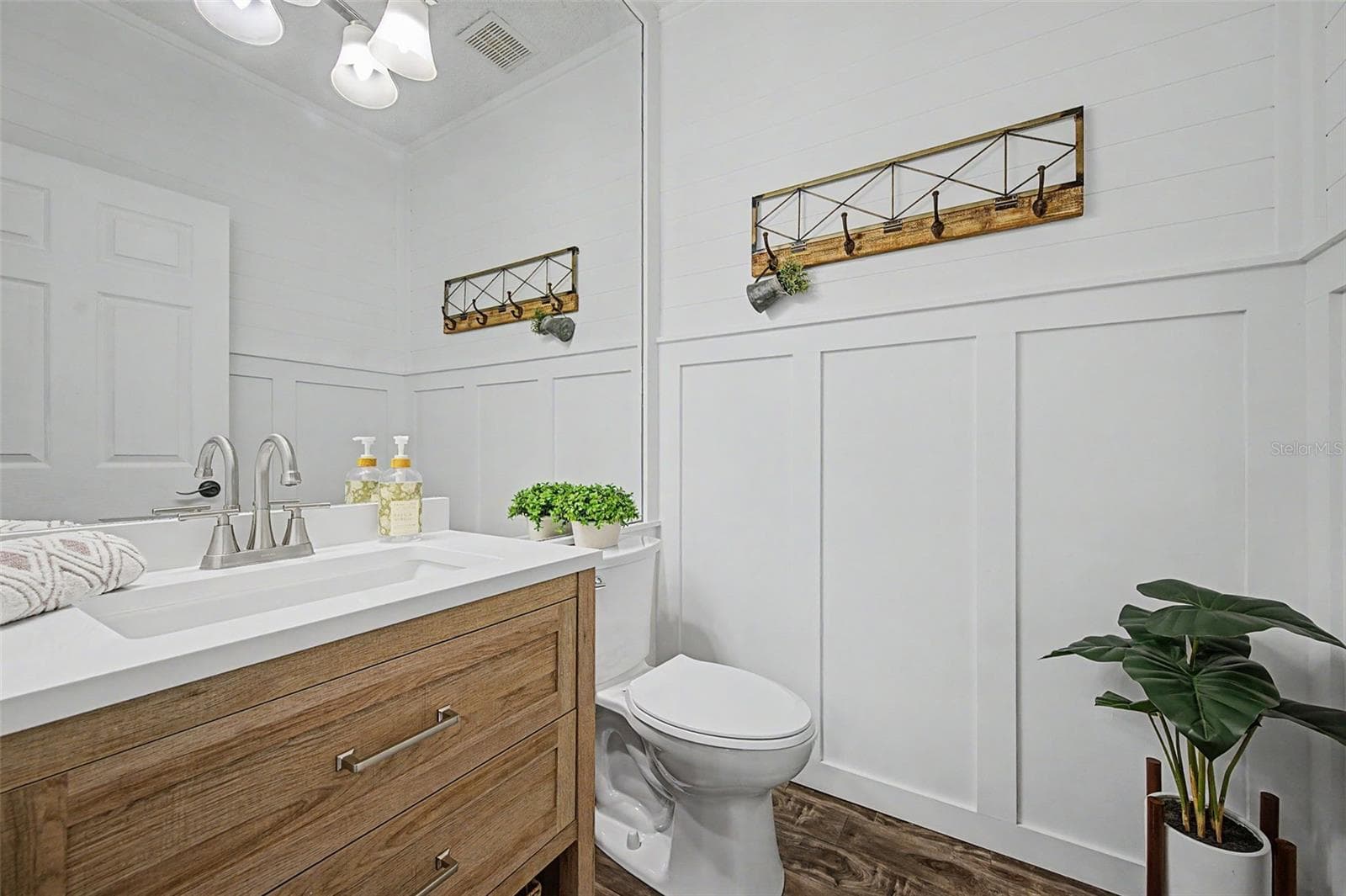 Condominium at 1290 CLAYS TRL #1403, OLDSMAR, photo 19 of 61