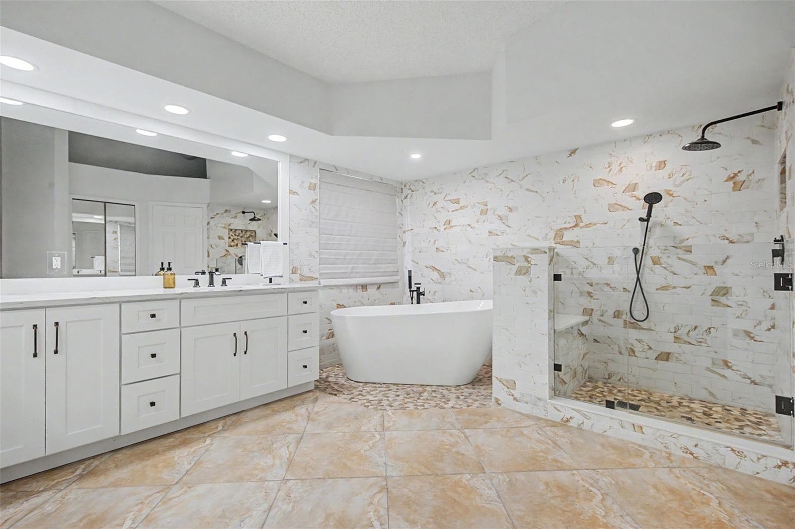 Condominium at 1290 CLAYS TRL #1403, OLDSMAR, photo 27 of 61