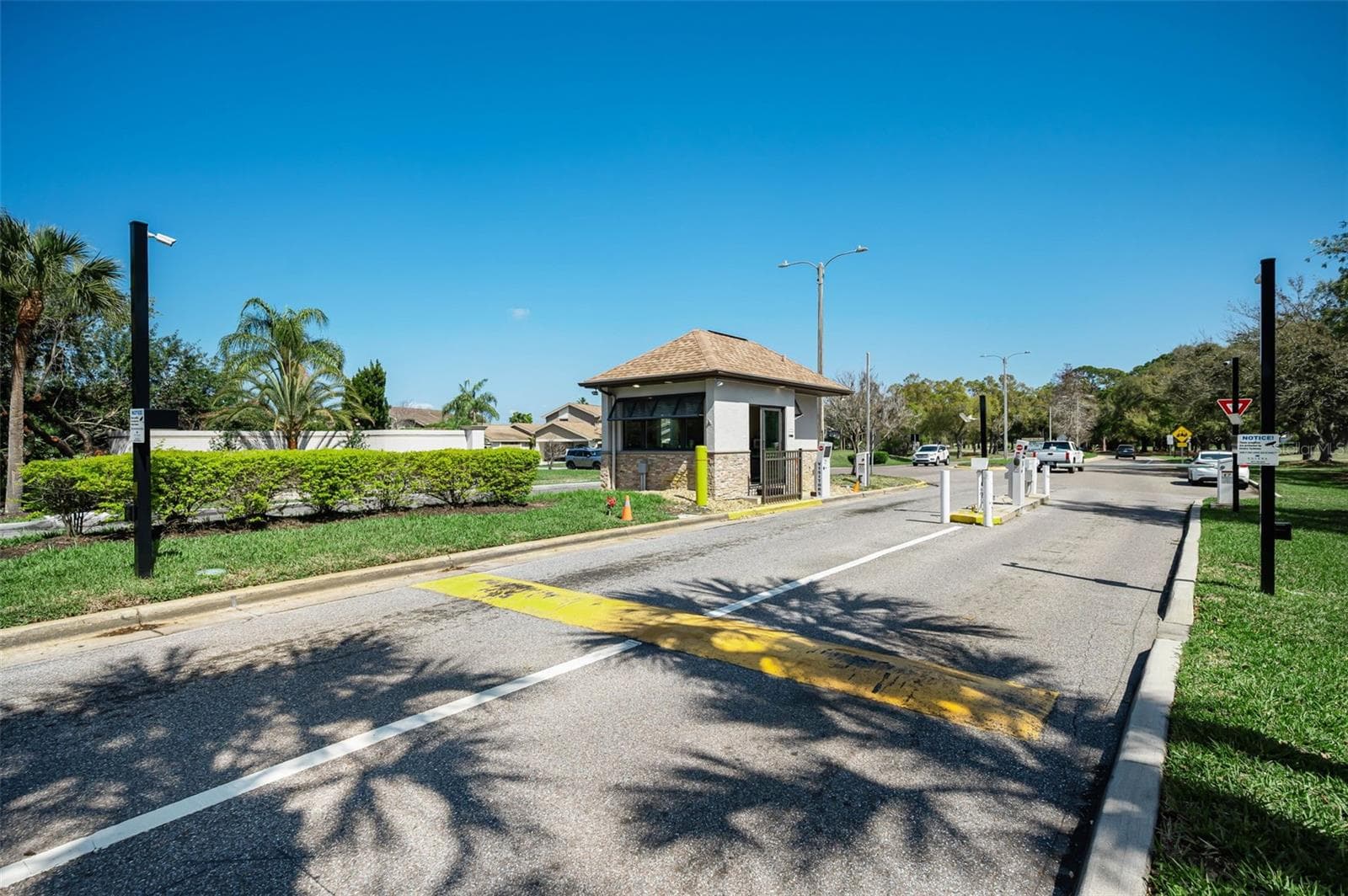 Condominium at 1290 CLAYS TRL #1403, OLDSMAR, photo 44 of 61