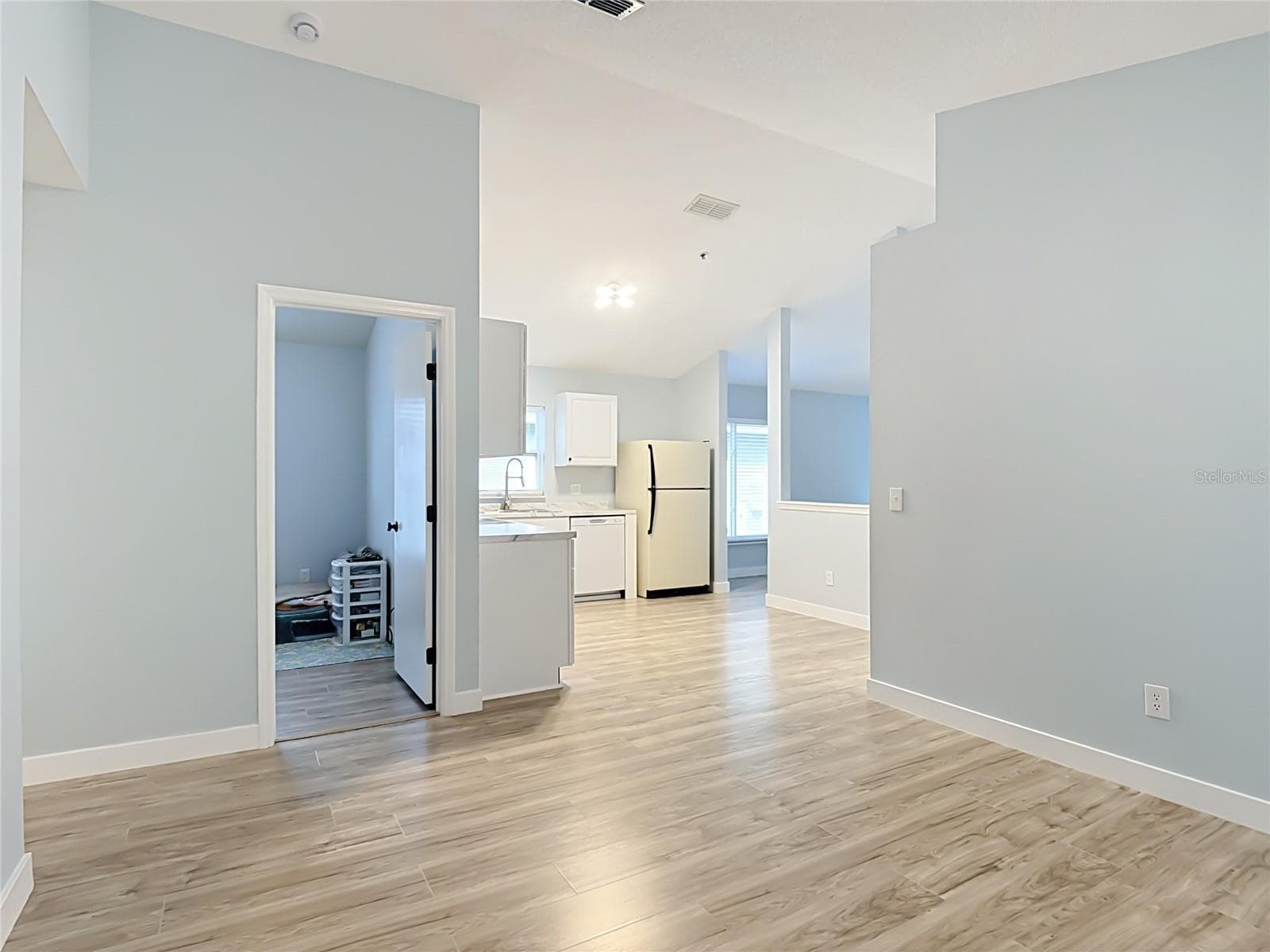 Single Family Residence at 9684 HOLLYHILL DR, ORLANDO, photo 19 of 43