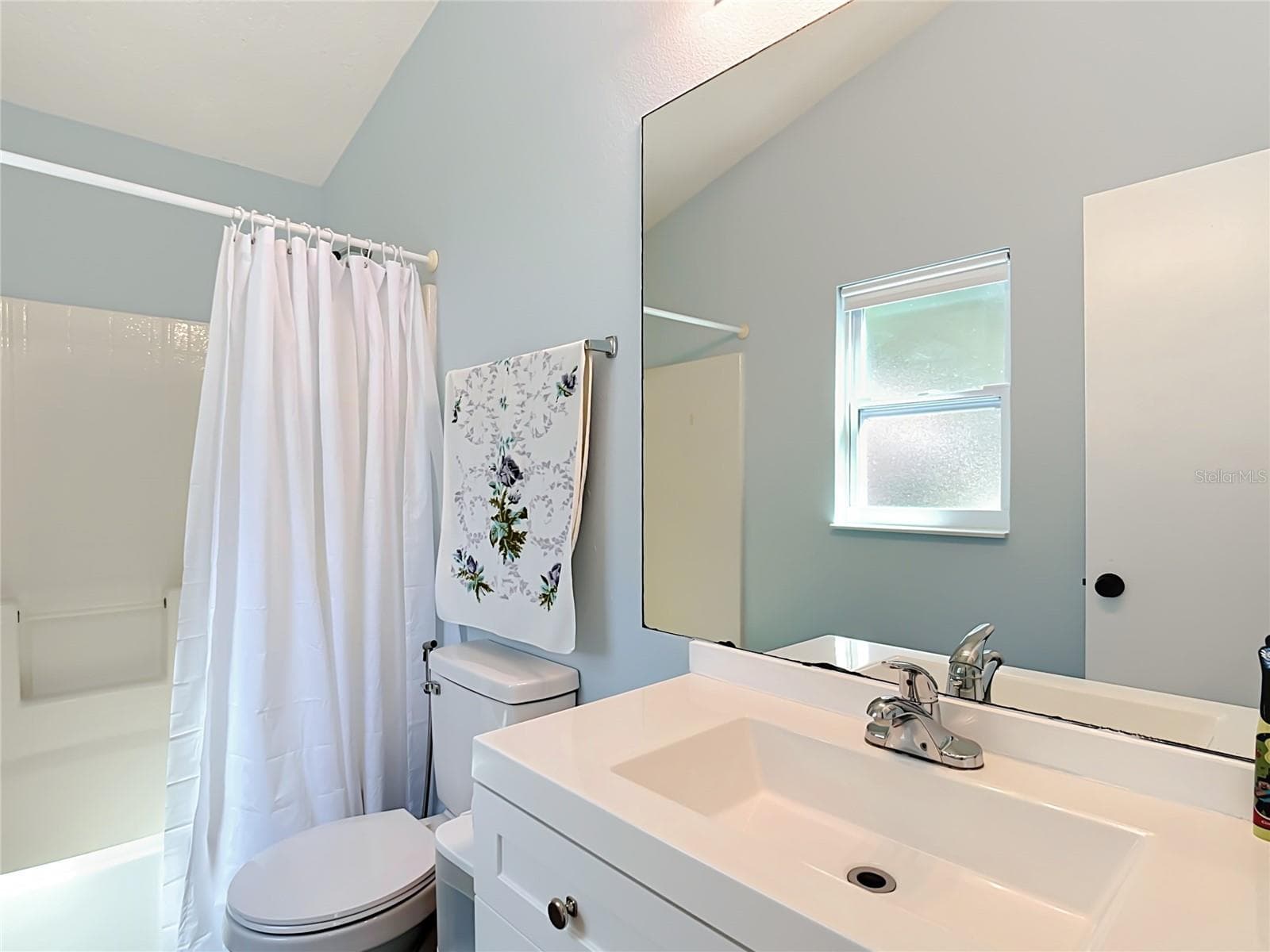 Single Family Residence at 9684 HOLLYHILL DR, ORLANDO, photo 31 of 43