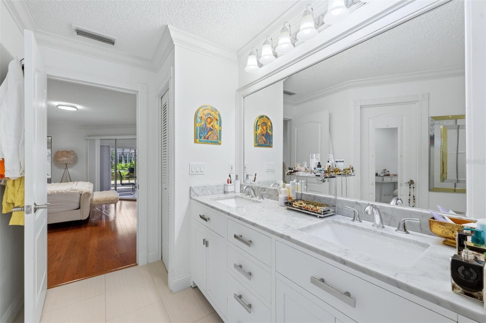 MASTER BATH - 4246 HEARTHSTONE DR, SARASOTA