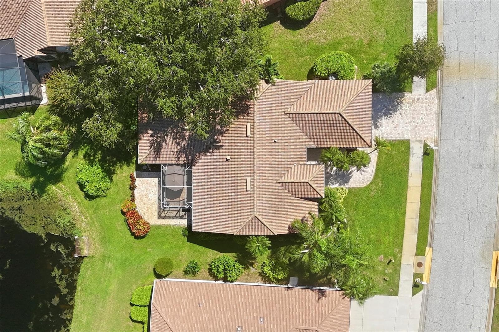 Single Family Residence at 4246 HEARTHSTONE DR, SARASOTA, photo 35 of 38