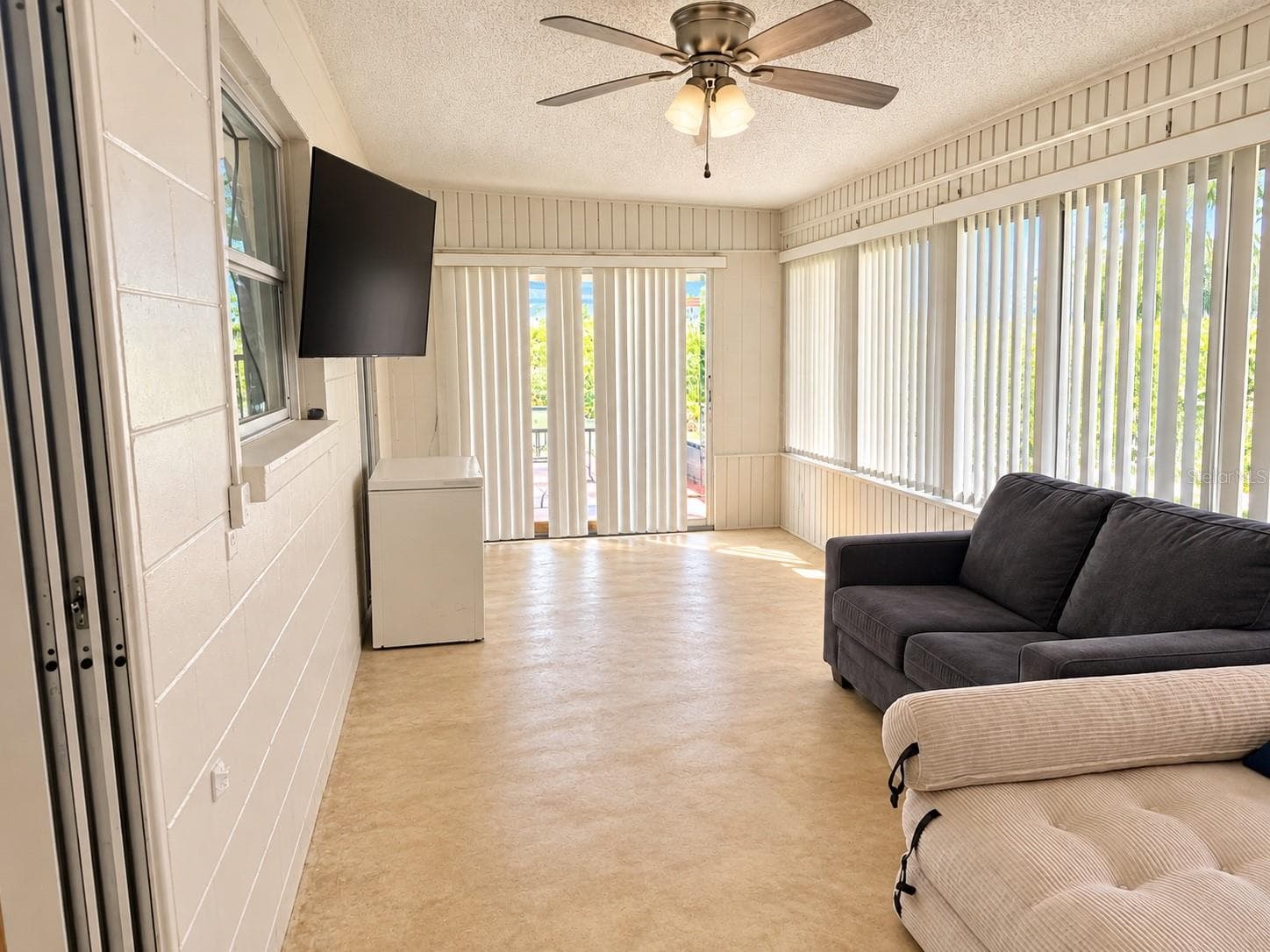 Single Family Residence at 1152 WATERVIEW BLVD W, LAKELAND, photo 19 of 22