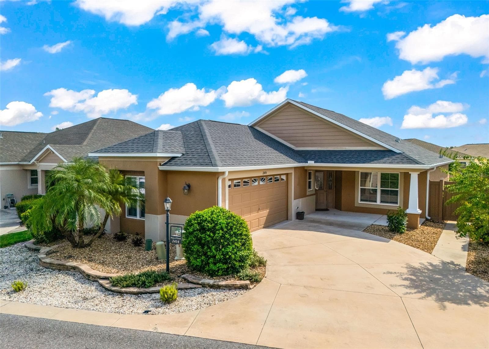 2414 NELLIE RD