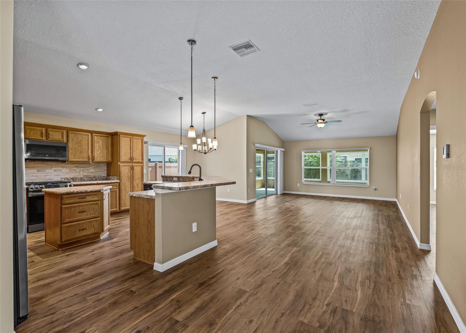 Villa at 2414 NELLIE RD, THE VILLAGES, photo 9 of 43