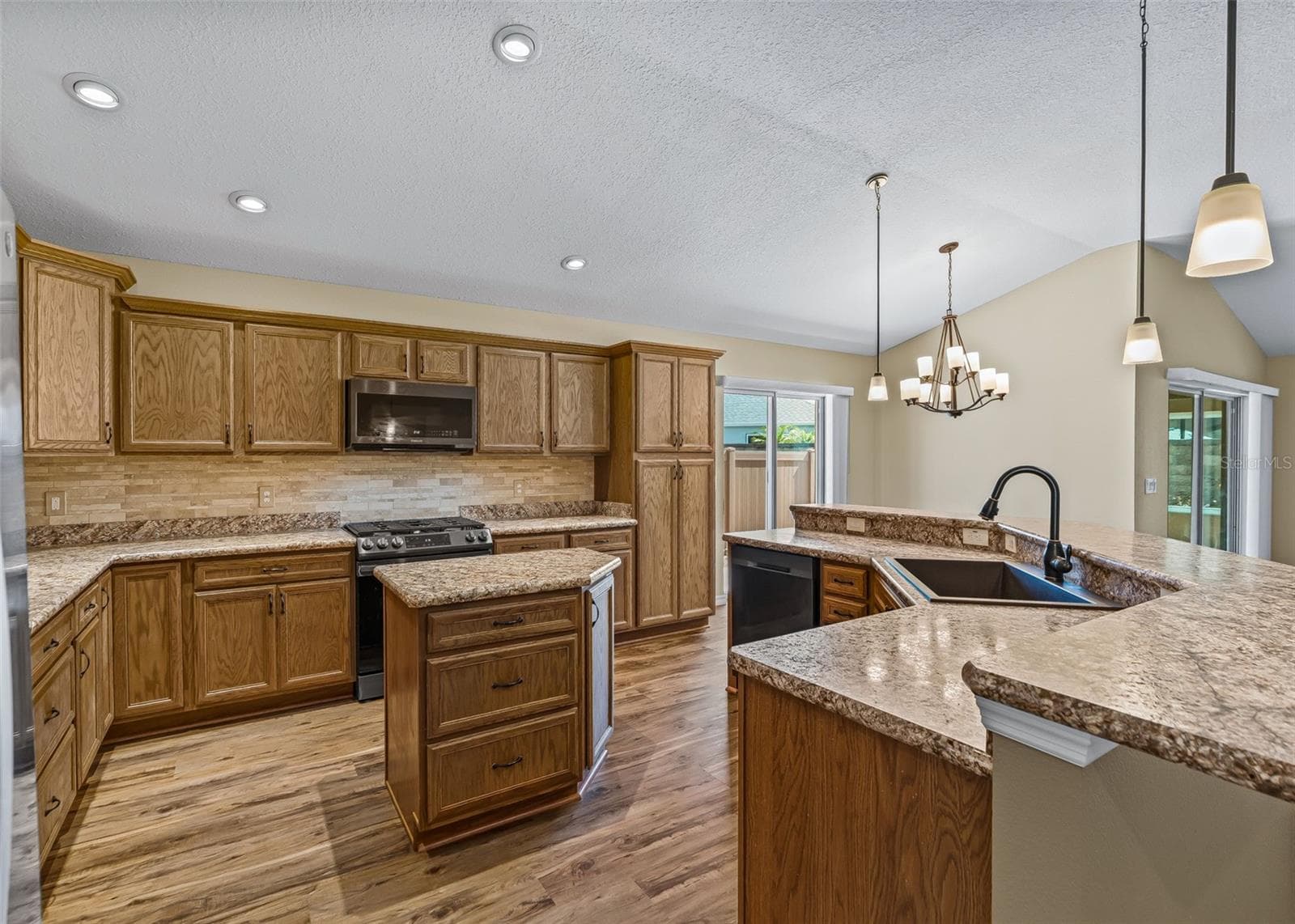 Villa at 2414 NELLIE RD, THE VILLAGES, photo 11 of 43