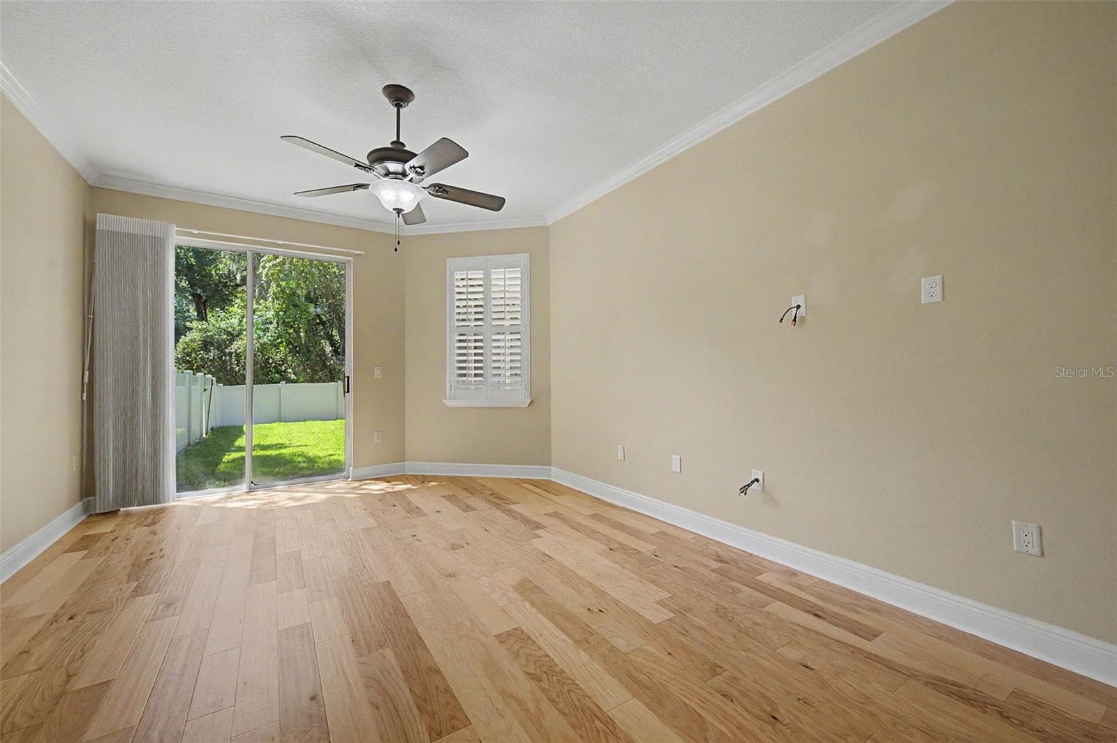Single Family Residence at 1558 E LAKE WOODLANDS PKWY, OLDSMAR, photo 15 of 53