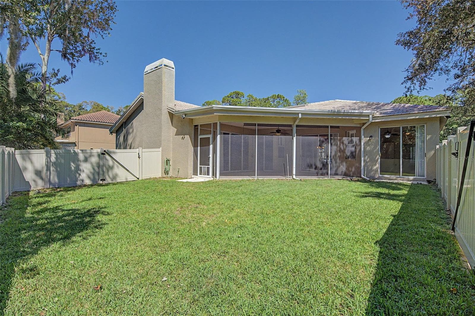 Single Family Residence at 1558 E LAKE WOODLANDS PKWY, OLDSMAR, photo 31 of 53