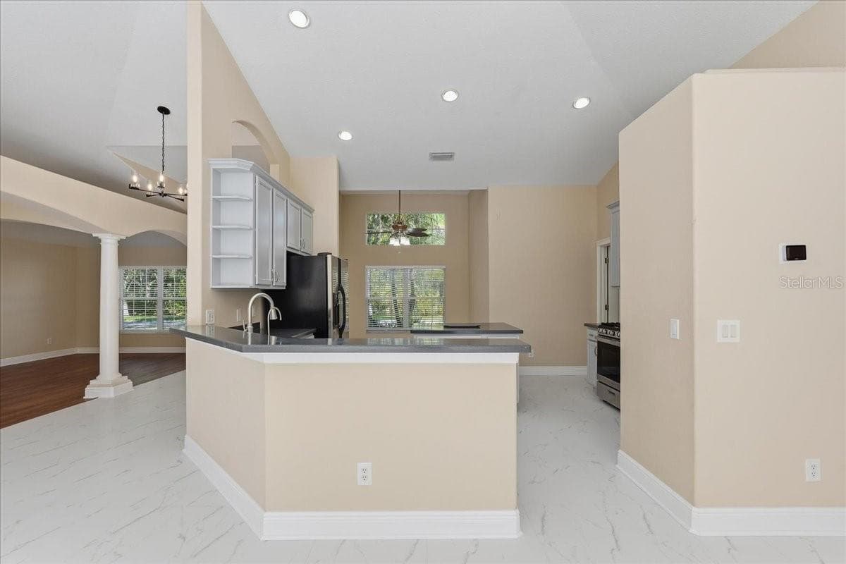 Single Family Residence at 8211 CANYON CREEK WAY, TAMPA, photo 23 of 78